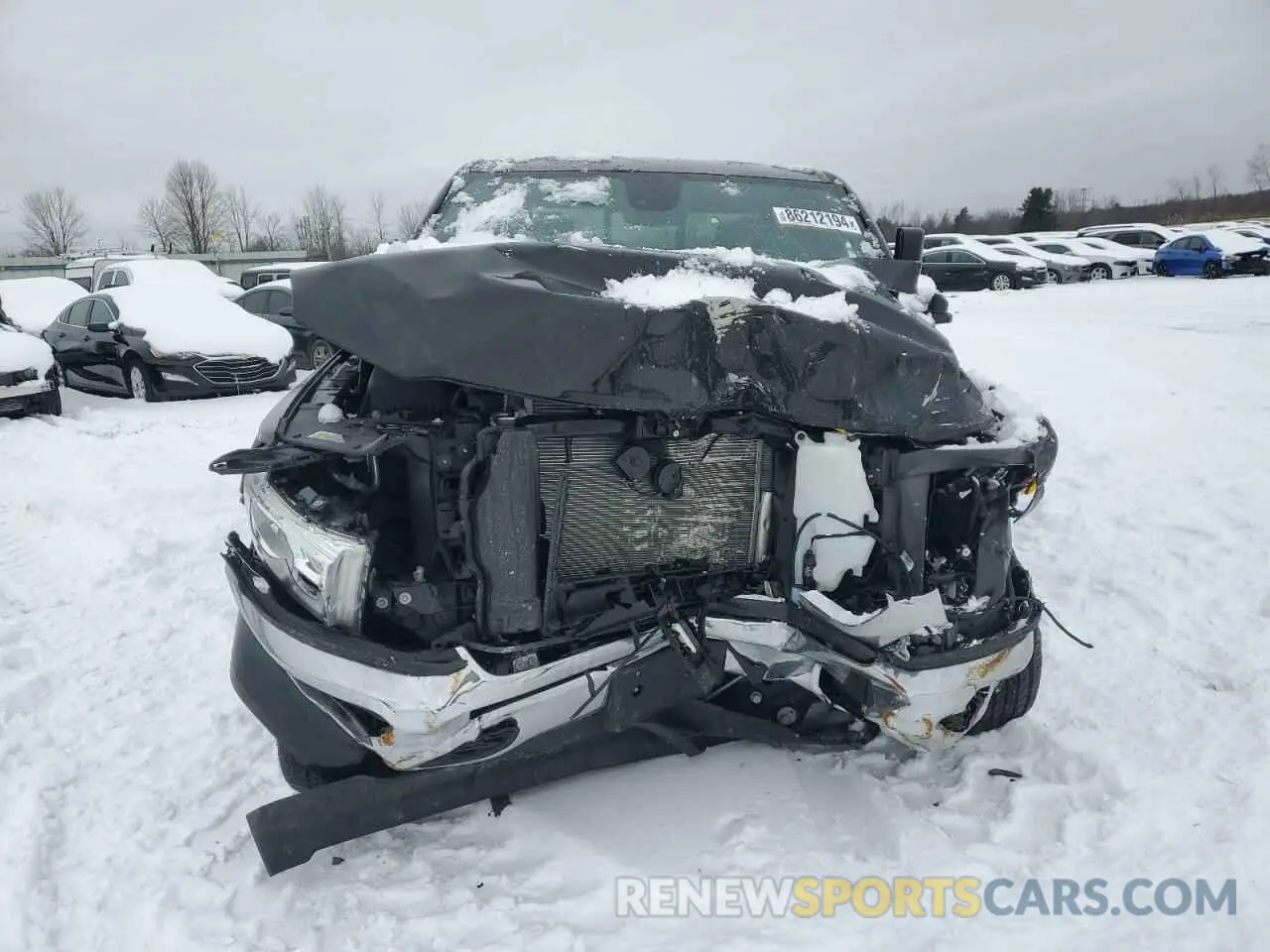 5 Photograph of a damaged car 1C6SRFMTXRN125472 RAM 1500 2024