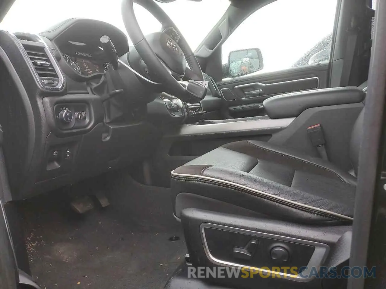 7 Photograph of a damaged car 1C6SRFRT9RN117808 RAM 1500 2024