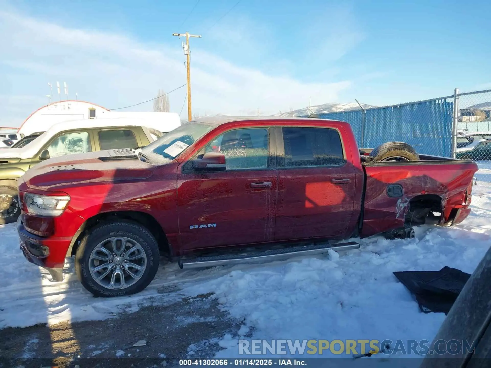 15 Photograph of a damaged car 1C6SRFRT9RN202860 RAM 1500 2024