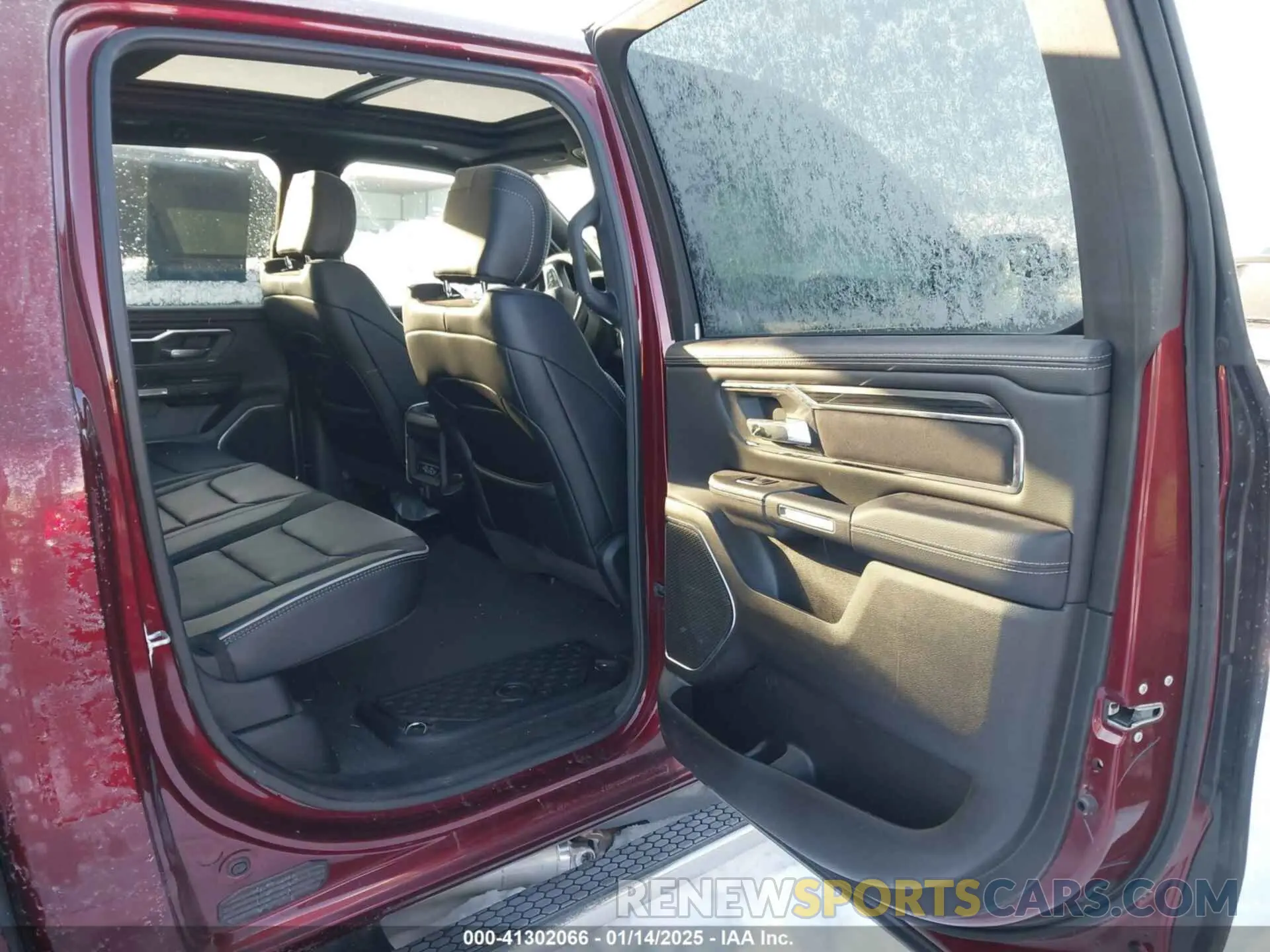 8 Photograph of a damaged car 1C6SRFRT9RN202860 RAM 1500 2024