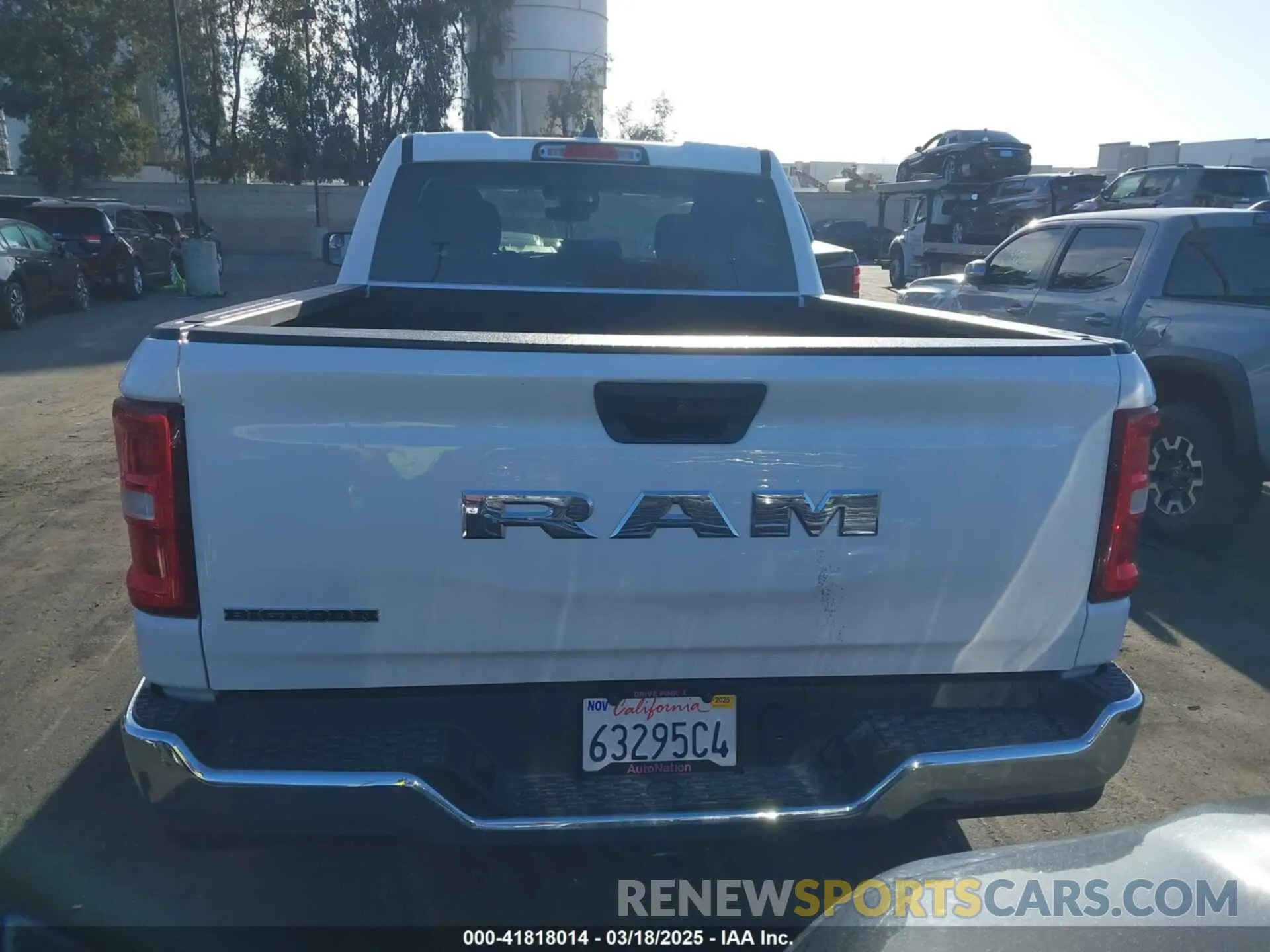 17 Photograph of a damaged car 1C6RREBGXSN537461 RAM 1500 2025