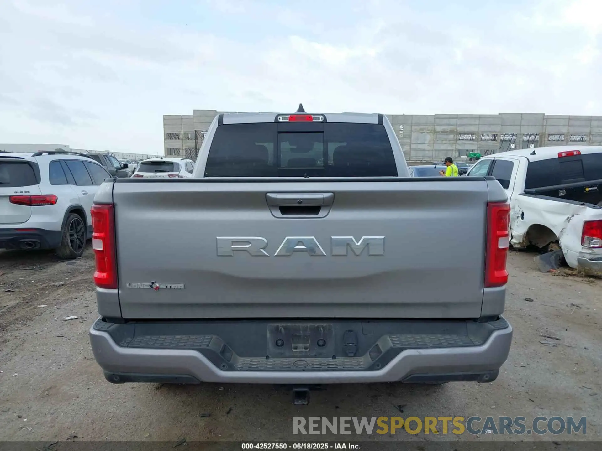 17 Photograph of a damaged car 1C6RREFG5SN570300 RAM 1500 2025