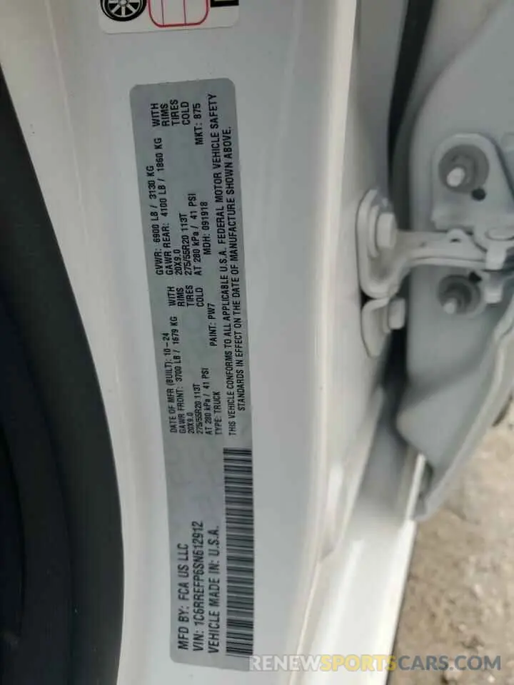 14 Photograph of a damaged car 1C6RREFP6SN612912 RAM 1500 2025