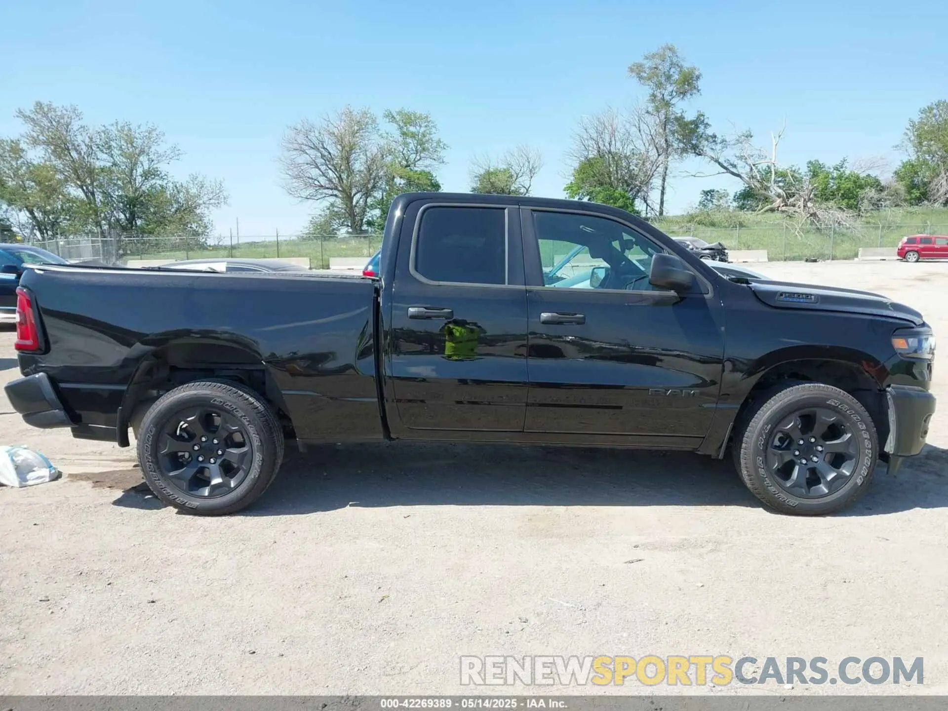 13 Photograph of a damaged car 1C6RRFCG4SN558262 RAM 1500 2025