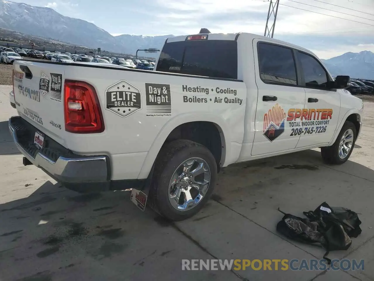 3 Photograph of a damaged car 1C6RRFFG1SN512741 RAM 1500 2025