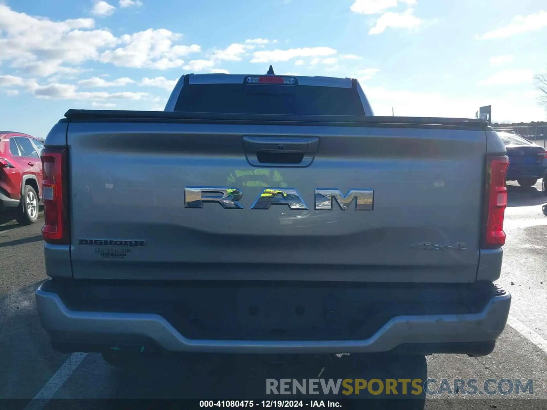 16 Photograph of a damaged car 1C6RRFFG8SN514034 RAM 1500 2025