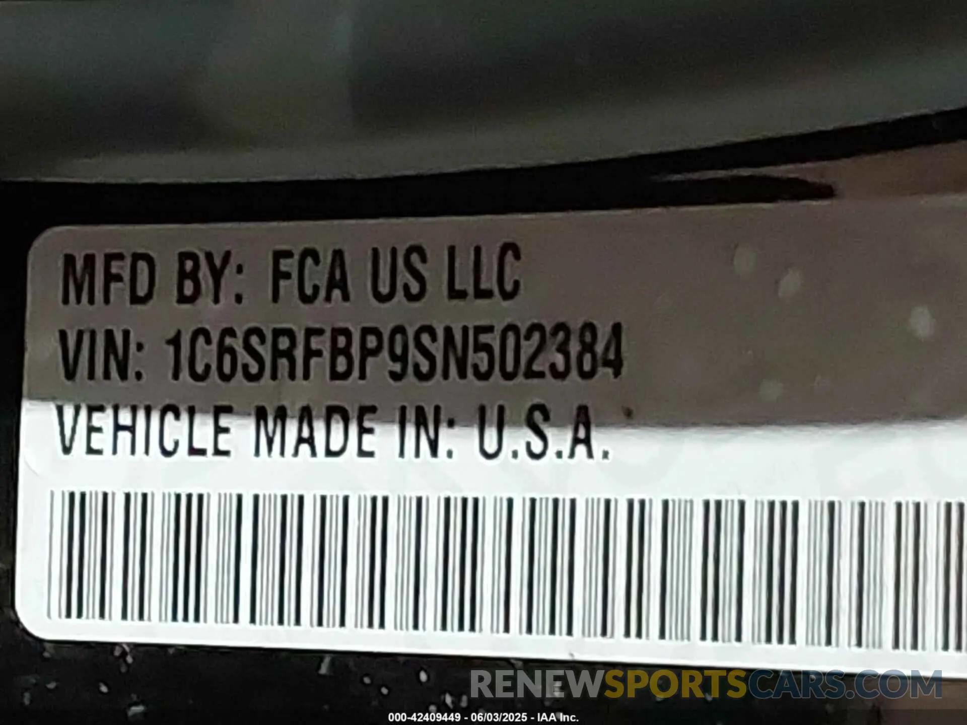 9 Photograph of a damaged car 1C6SRFBP9SN502384 RAM 1500 2025