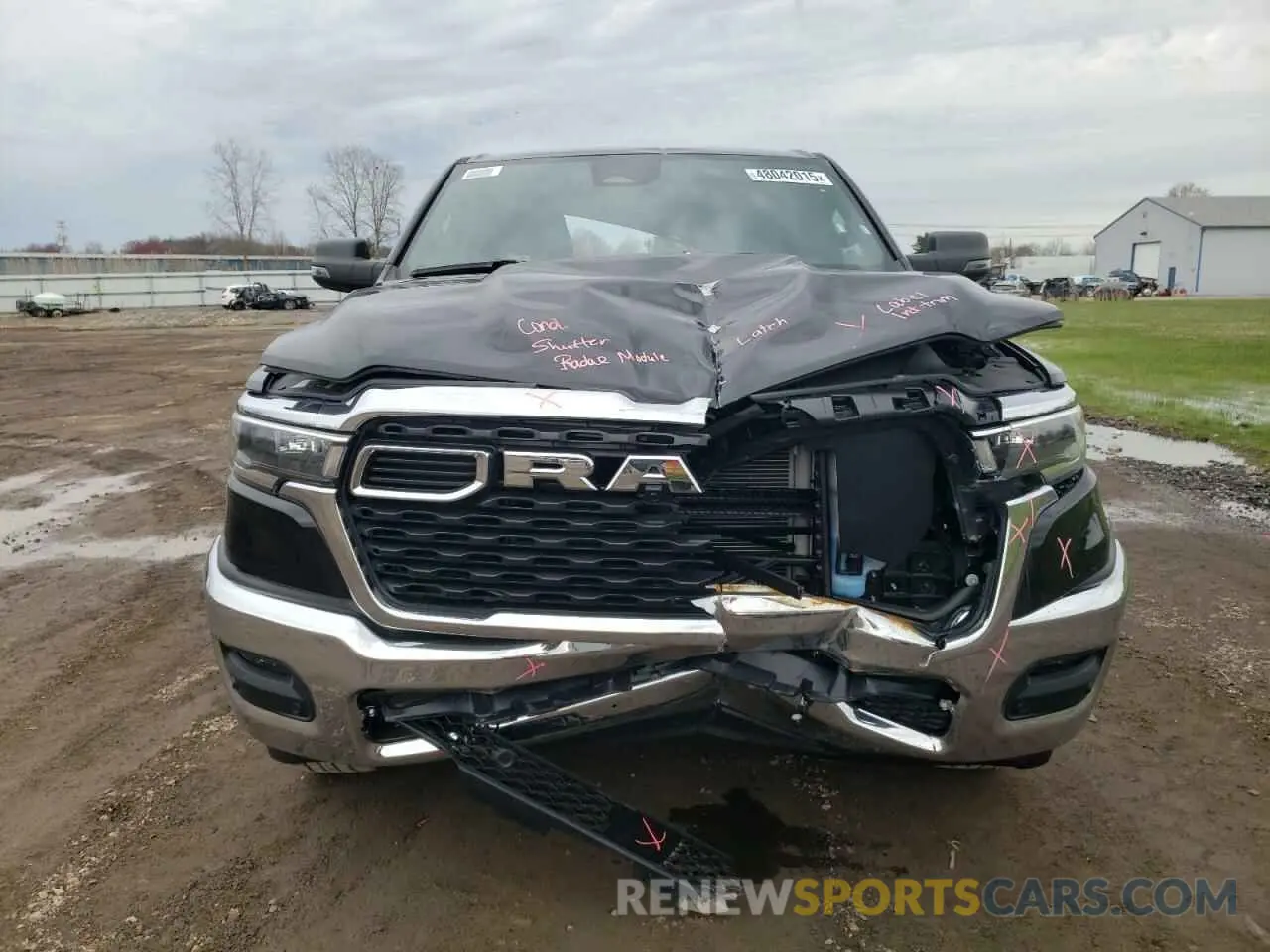 5 Photograph of a damaged car 1C6SRFFP0SN559311 RAM 1500 2025