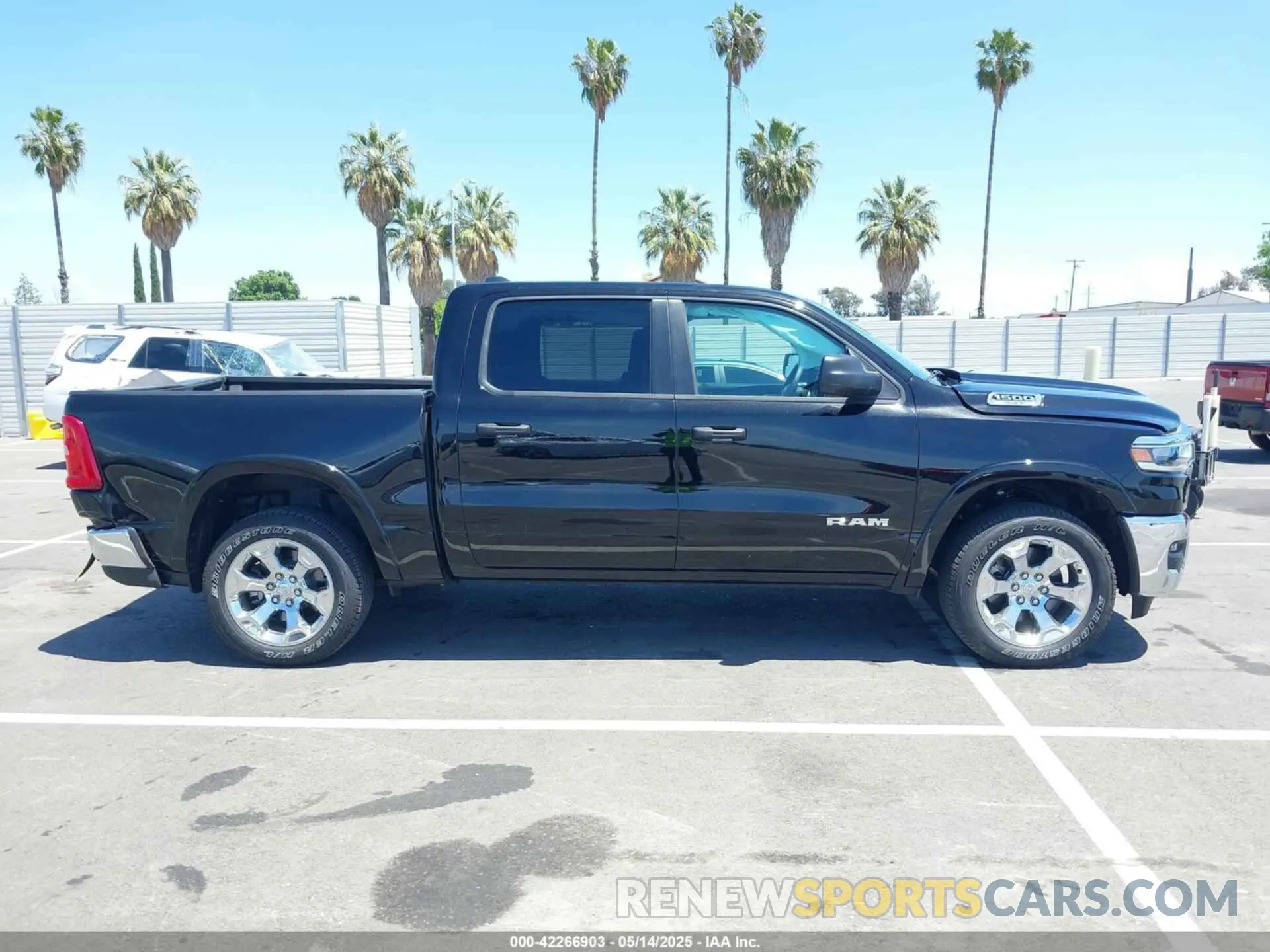 13 Photograph of a damaged car 1C6SRFFP2SN538752 RAM 1500 2025