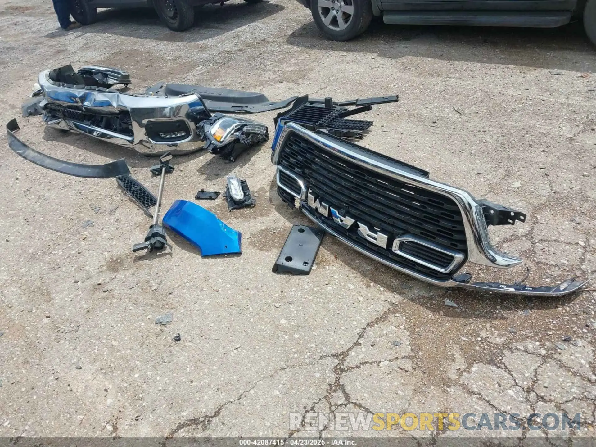 18 Photograph of a damaged car 1C6SRFFP2SN562047 RAM 1500 2025