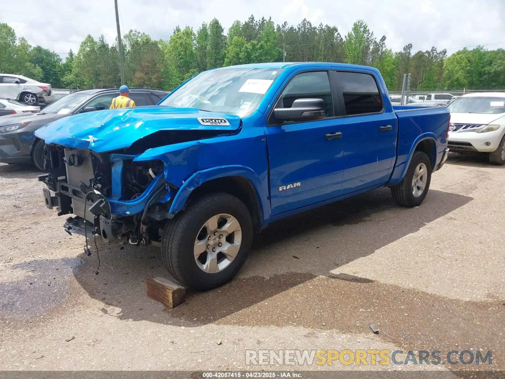 2 Photograph of a damaged car 1C6SRFFP2SN562047 RAM 1500 2025