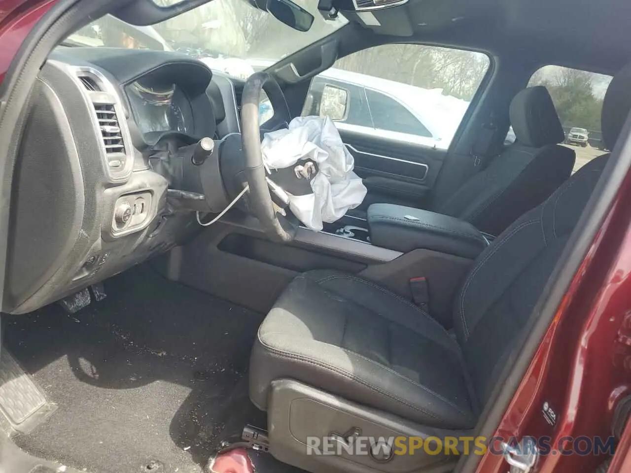 7 Photograph of a damaged car 1C6SRFFP2SN674492 RAM 1500 2025