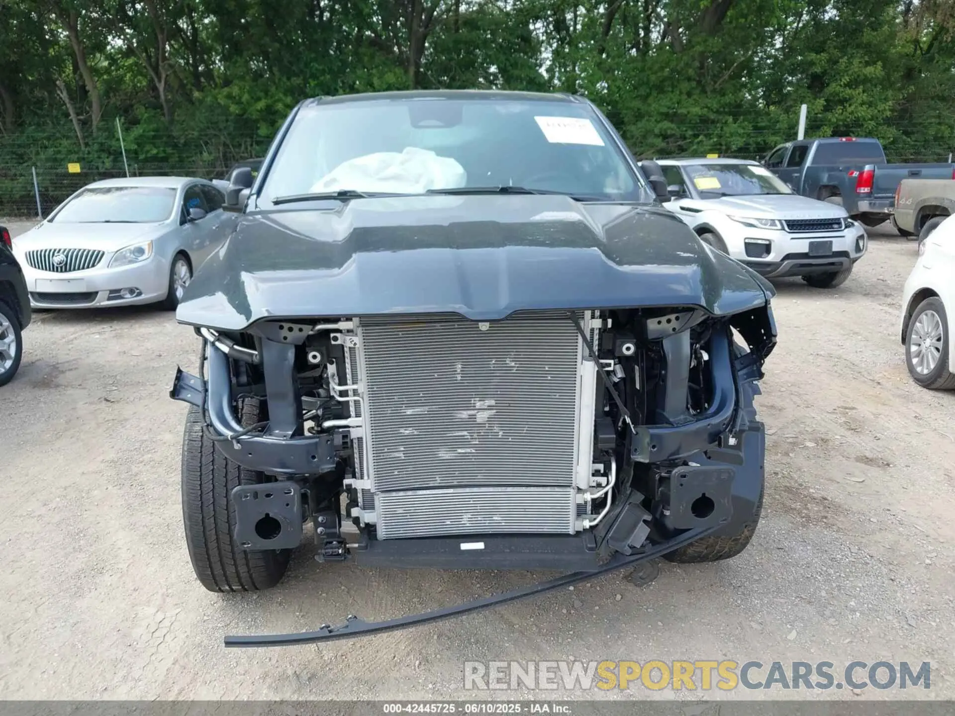 12 Photograph of a damaged car 1C6SRFFP2SN715400 RAM 1500 2025