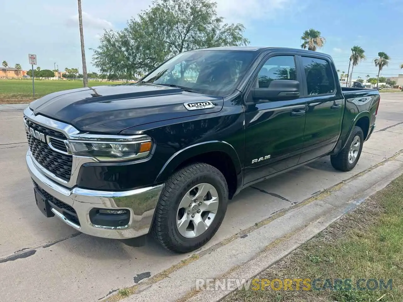 2 Photograph of a damaged car 1C6SRFFP3SN562722 RAM 1500 2025