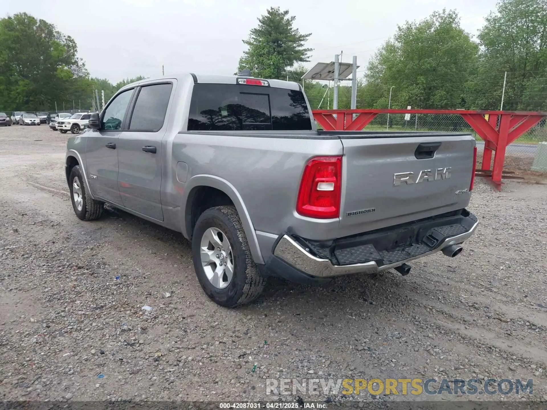 3 Photograph of a damaged car 1C6SRFFP3SN581030 RAM 1500 2025
