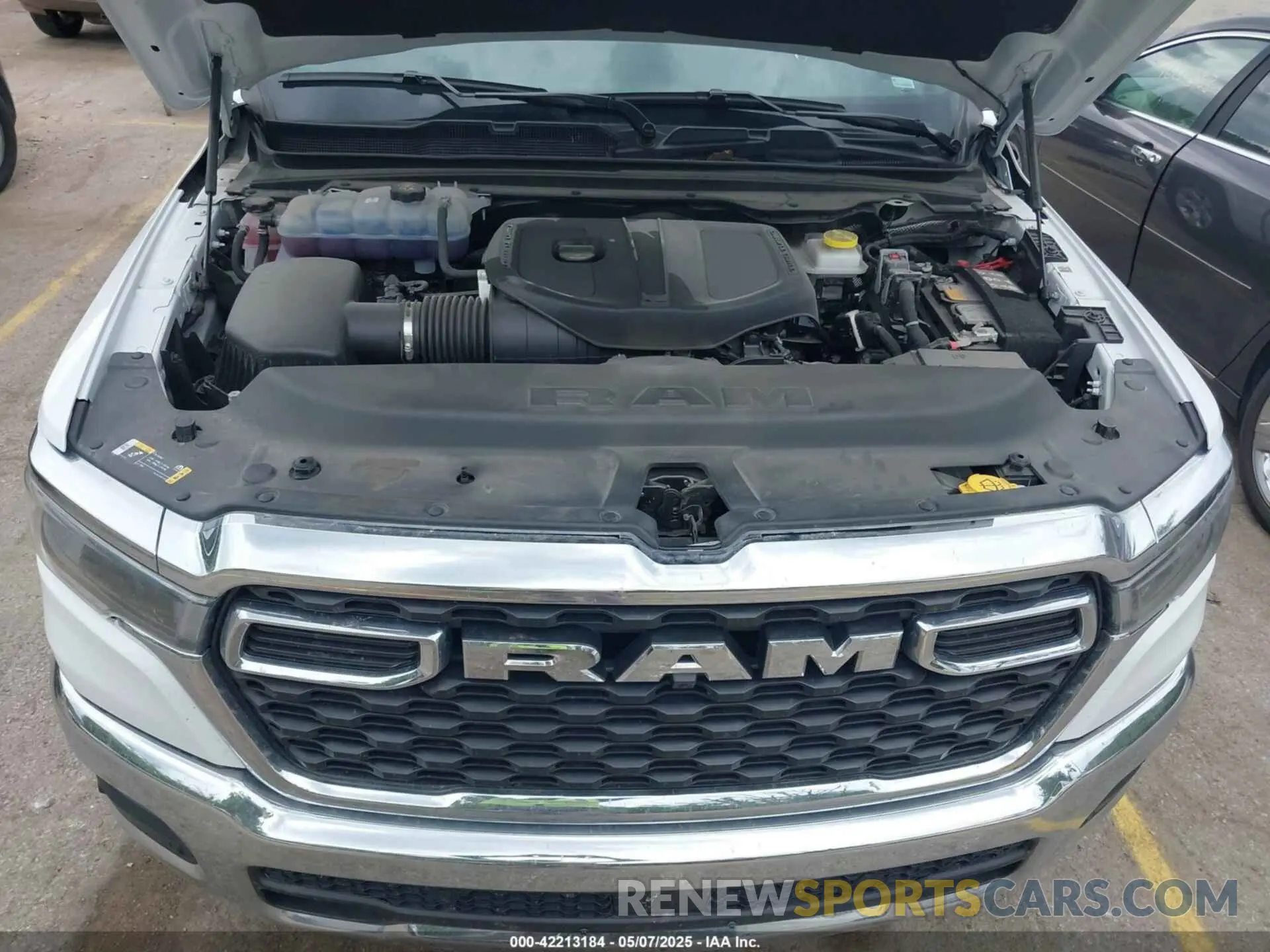 10 Photograph of a damaged car 1C6SRFFP4SN562194 RAM 1500 2025