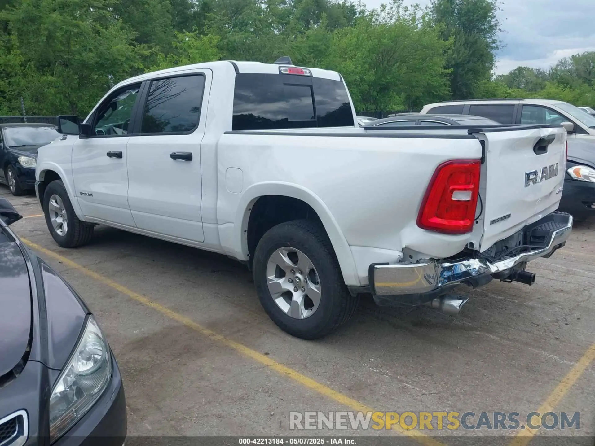 3 Photograph of a damaged car 1C6SRFFP4SN562194 RAM 1500 2025