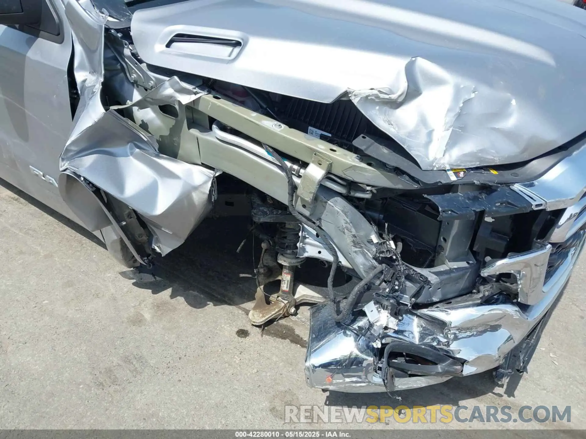 6 Photograph of a damaged car 1C6SRFFP4SN584213 RAM 1500 2025