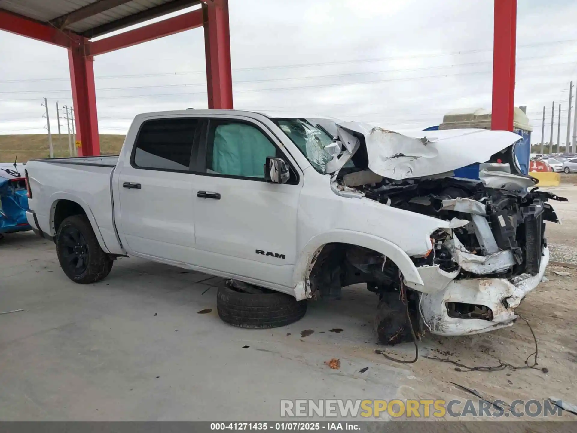 13 Photograph of a damaged car 1C6SRFFP7SN564294 RAM 1500 2025