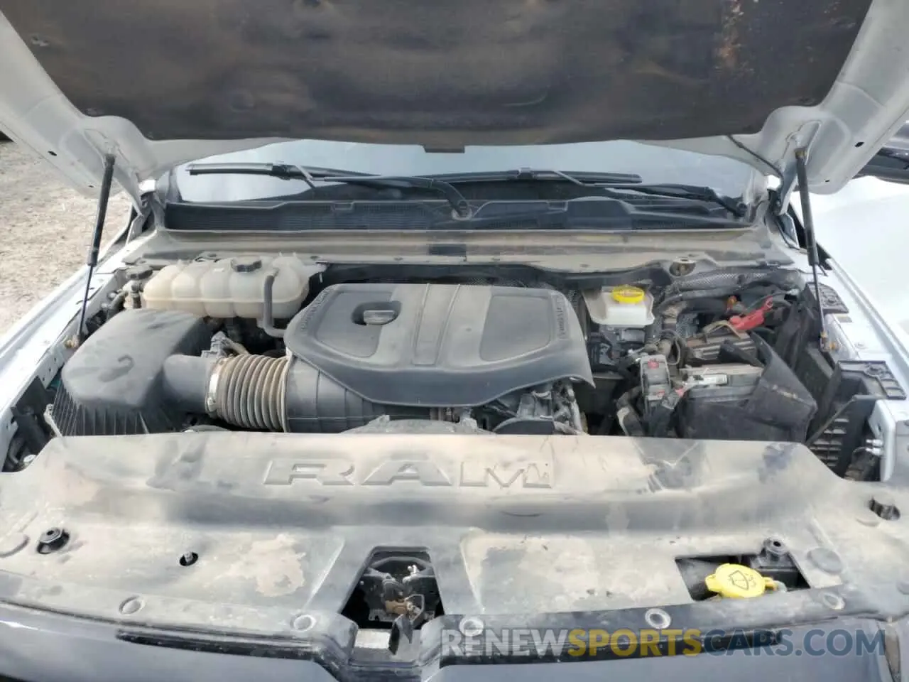 11 Photograph of a damaged car 1C6SRFFP9SN507904 RAM 1500 2025