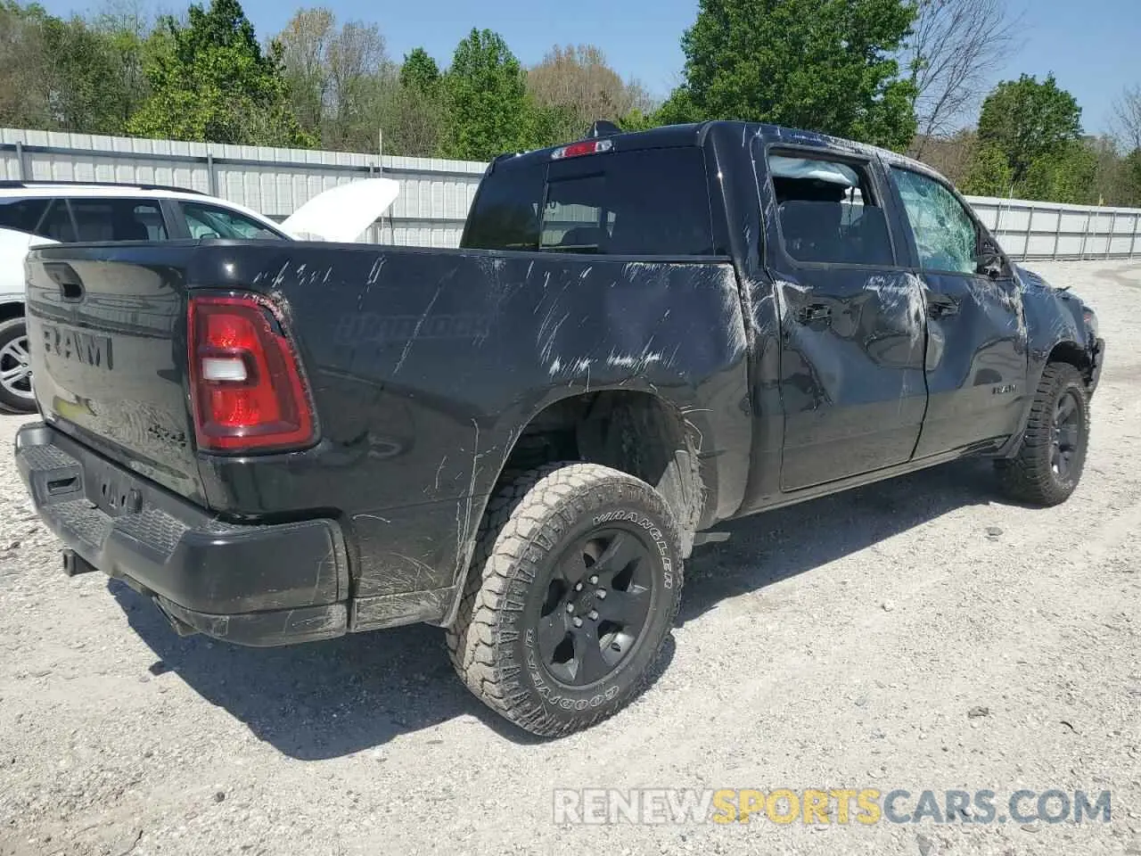 3 Photograph of a damaged car 1C6SRFGP1SN607610 RAM 1500 2025