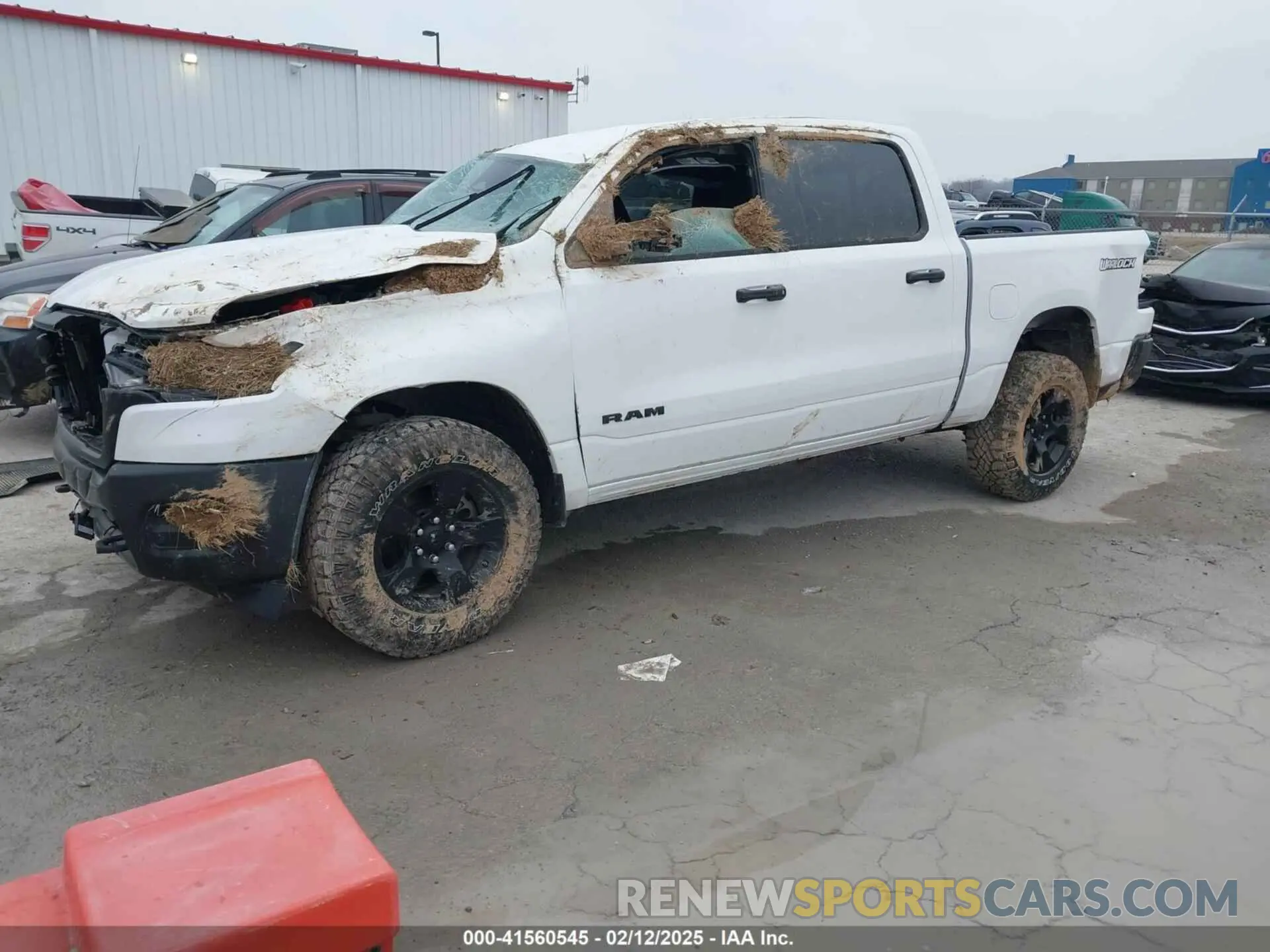 2 Photograph of a damaged car 1C6SRFGPXSN605029 RAM 1500 2025