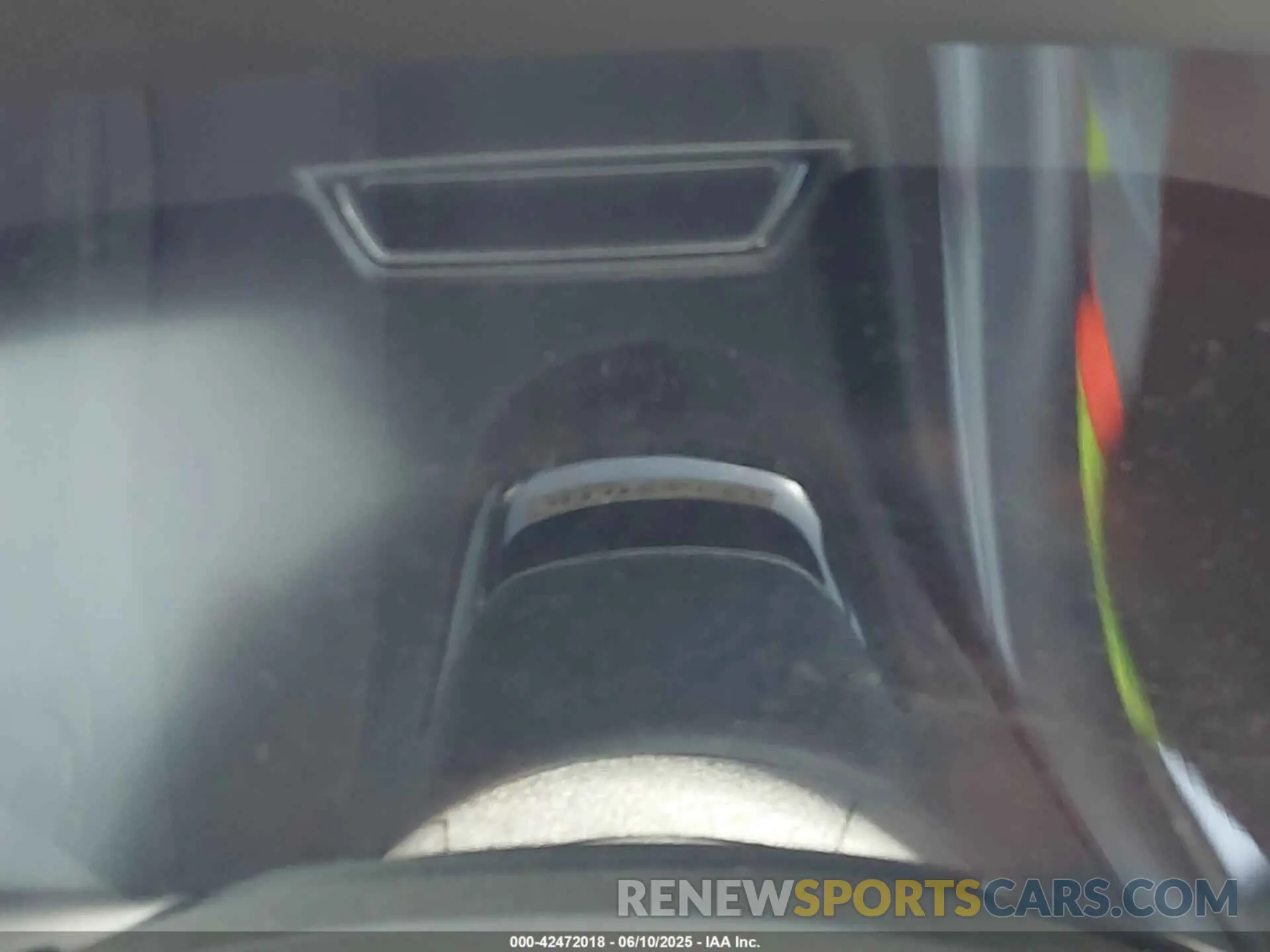 15 Photograph of a damaged car 1C6SRFHP8SN635113 RAM 1500 2025