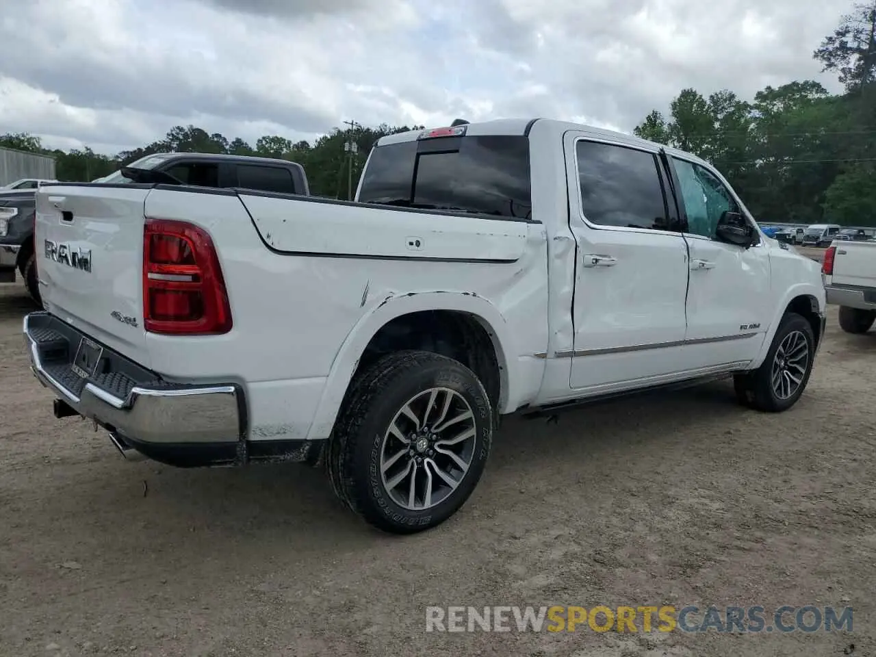 3 Photograph of a damaged car 1C6SRFHPXSN582690 RAM 1500 2025
