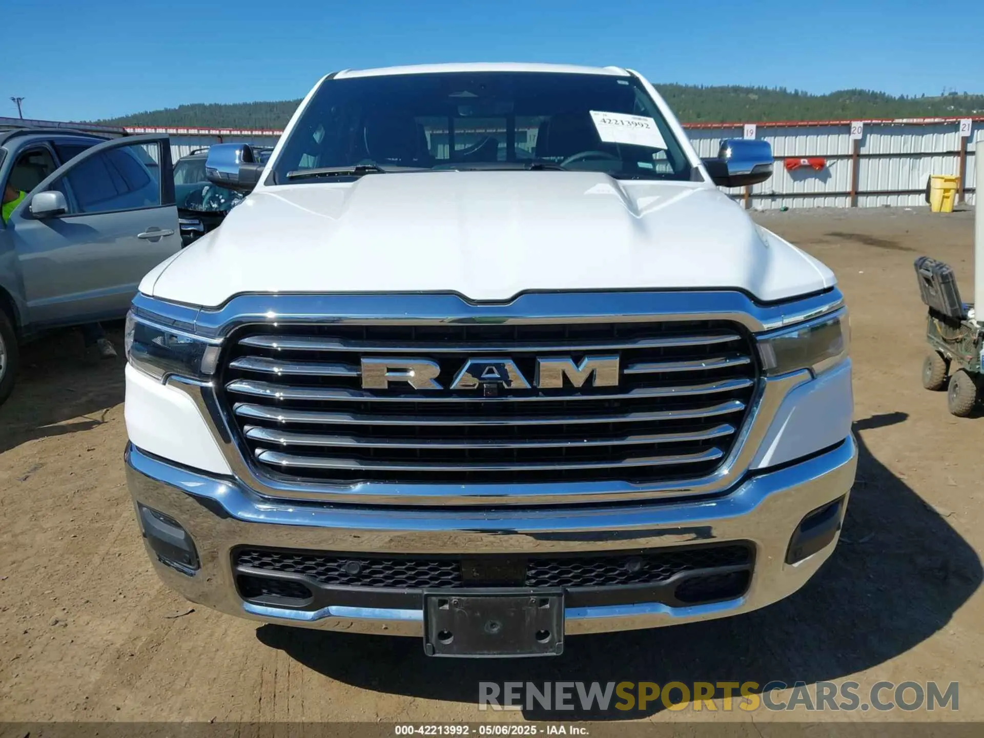 12 Photograph of a damaged car 1C6SRFJP0SN562863 RAM 1500 2025
