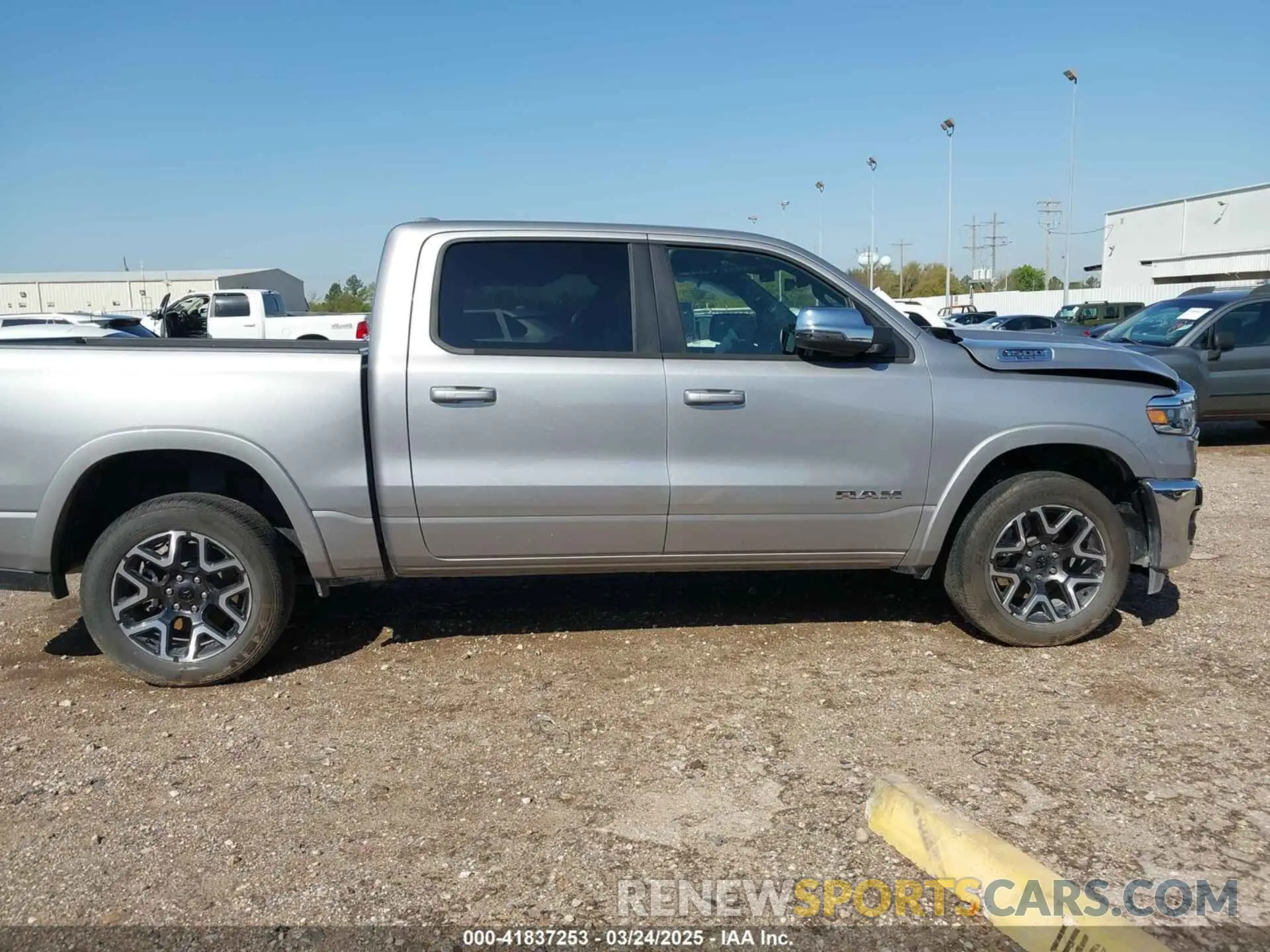 13 Photograph of a damaged car 1C6SRFJP0SN610331 RAM 1500 2025