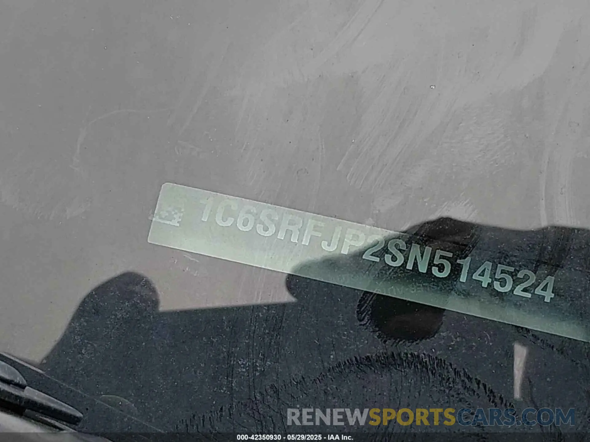 17 Photograph of a damaged car 1C6SRFJP2SN514524 RAM 1500 2025