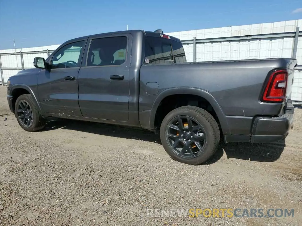 2 Photograph of a damaged car 1C6SRFJP2SN665685 RAM 1500 2025