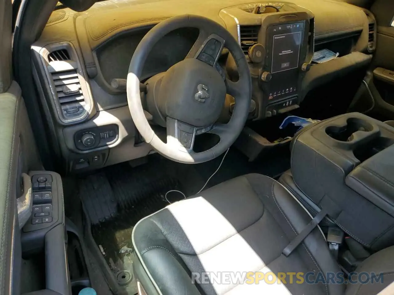 8 Photograph of a damaged car 1C6SRFJP3SN585179 RAM 1500 2025