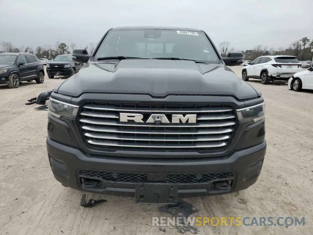 5 Photograph of a damaged car 1C6SRFJP5SN593154 RAM 1500 2025