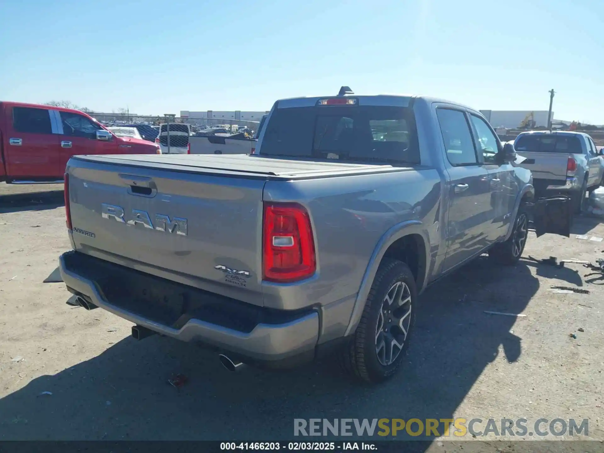 4 Photograph of a damaged car 1C6SRFJP5SN657354 RAM 1500 2025