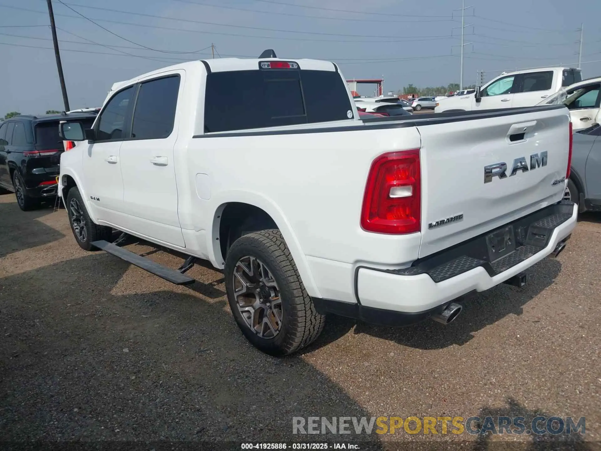 3 Photograph of a damaged car 1C6SRFJP6SN519810 RAM 1500 2025