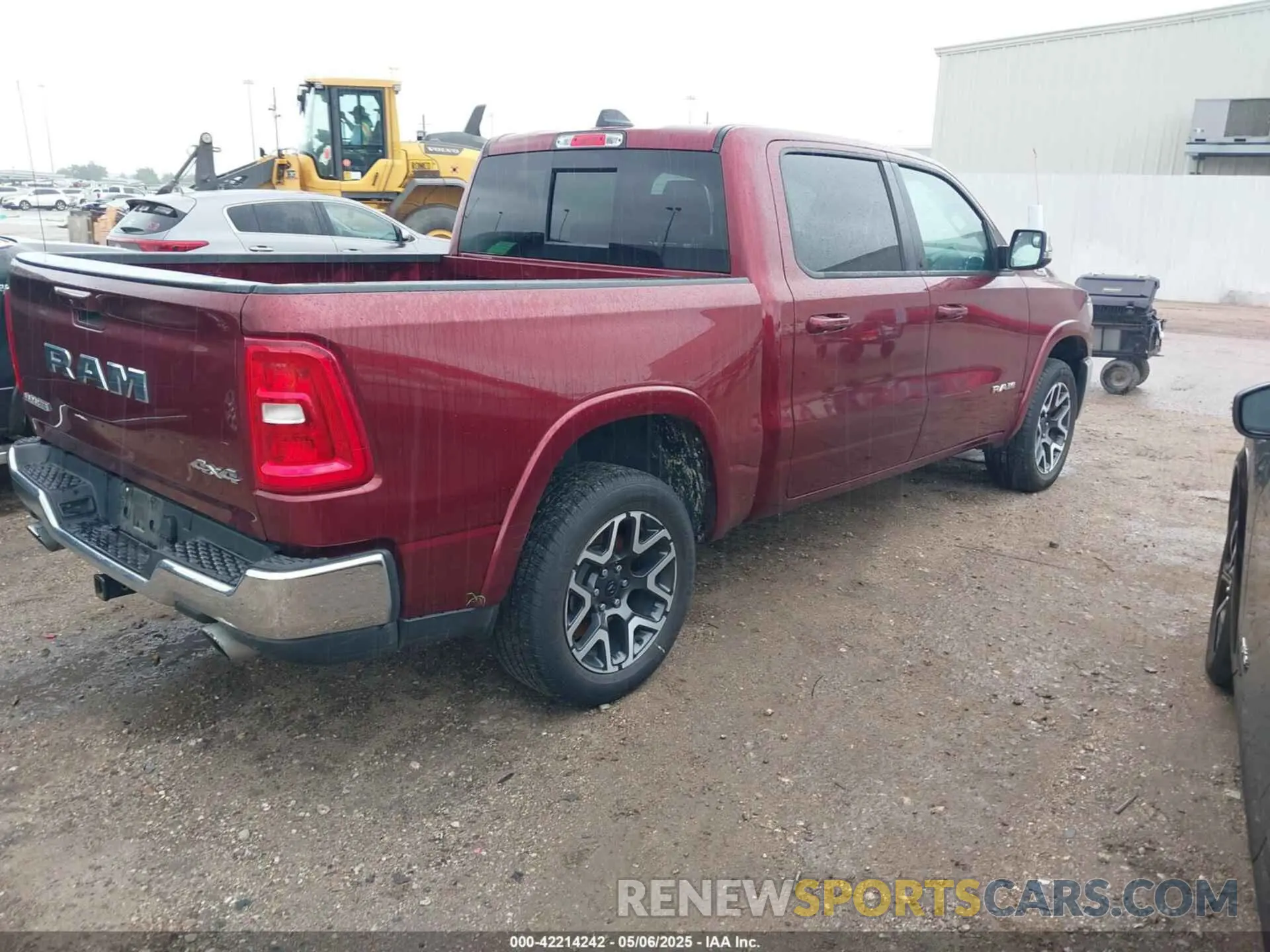 4 Photograph of a damaged car 1C6SRFJP6SN563032 RAM 1500 2025