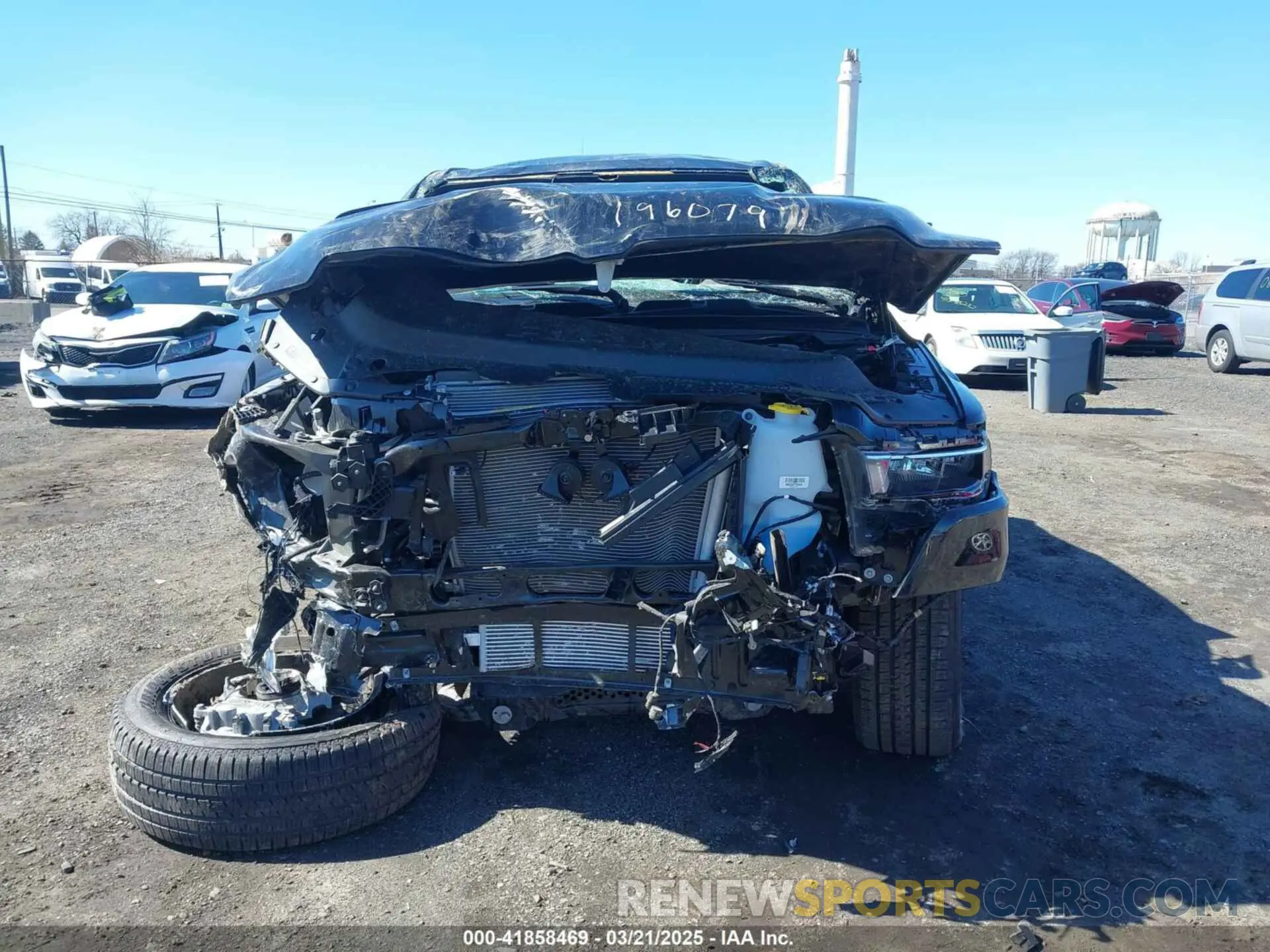 12 Photograph of a damaged car 1C6SRFJP6SN616635 RAM 1500 2025