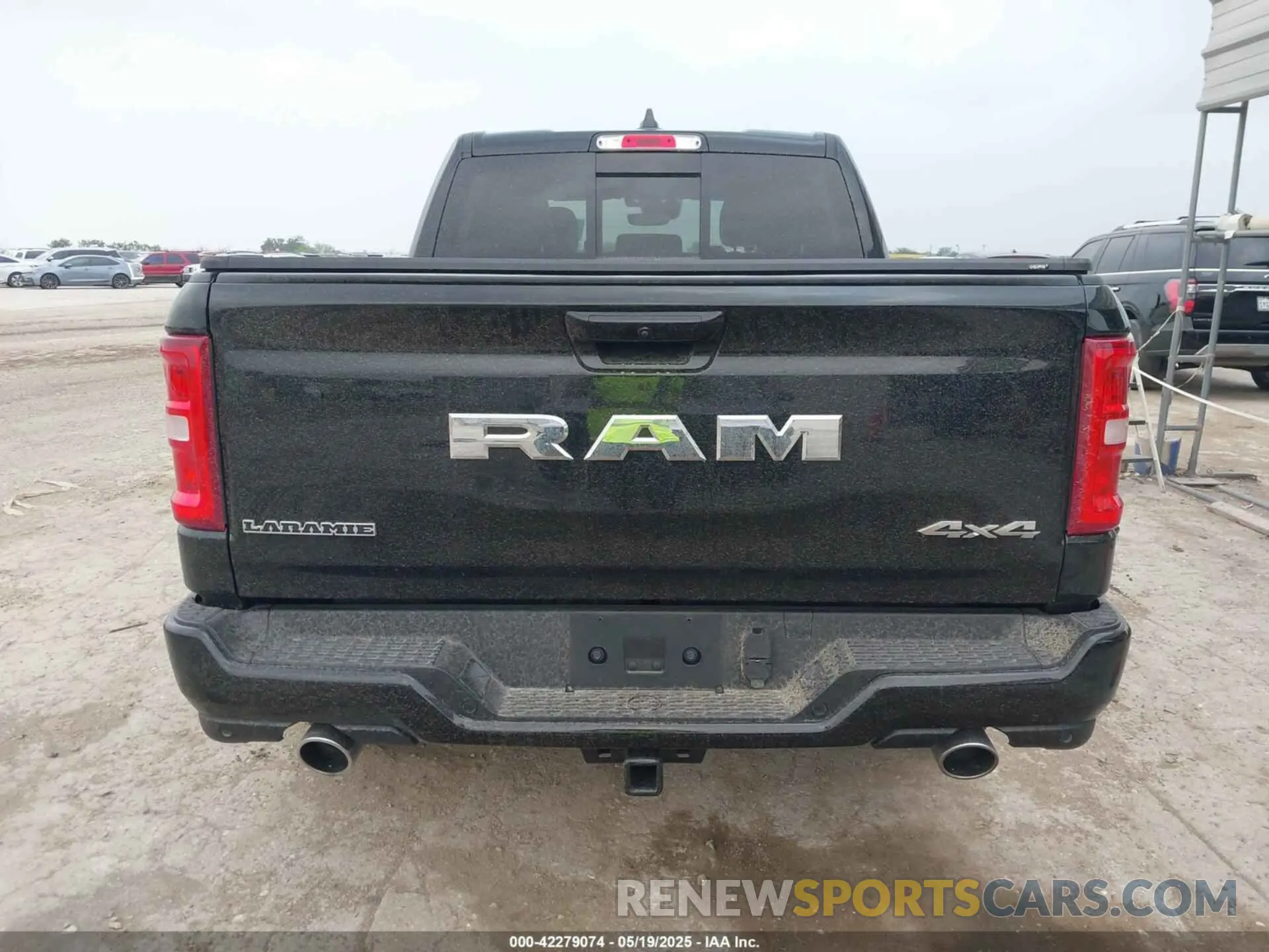 17 Photograph of a damaged car 1C6SRFJP7SN502028 RAM 1500 2025
