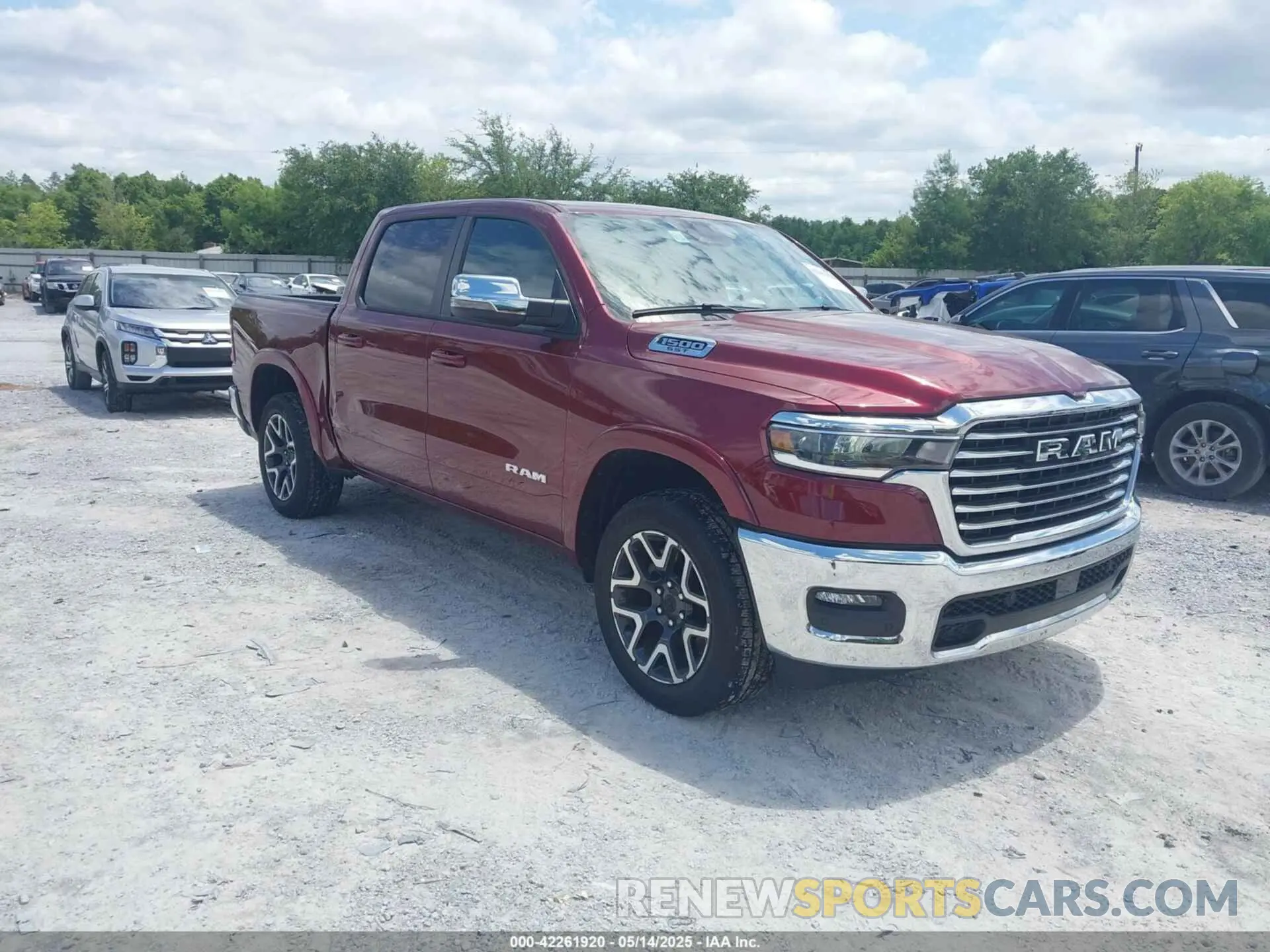 1 Photograph of a damaged car 1C6SRFJP7SN562357 RAM 1500 2025