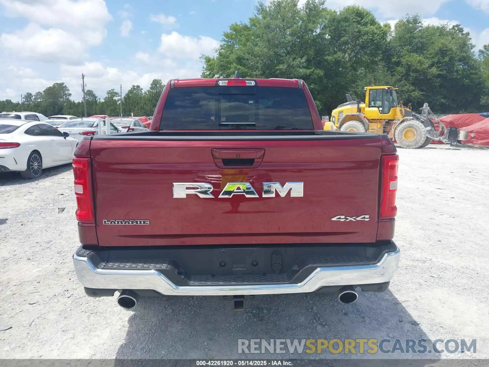 16 Photograph of a damaged car 1C6SRFJP7SN562357 RAM 1500 2025