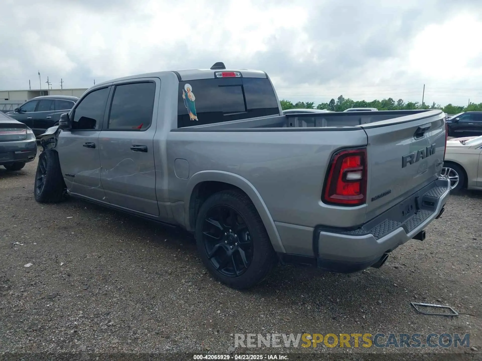 3 Photograph of a damaged car 1C6SRFJP8SN630889 RAM 1500 2025