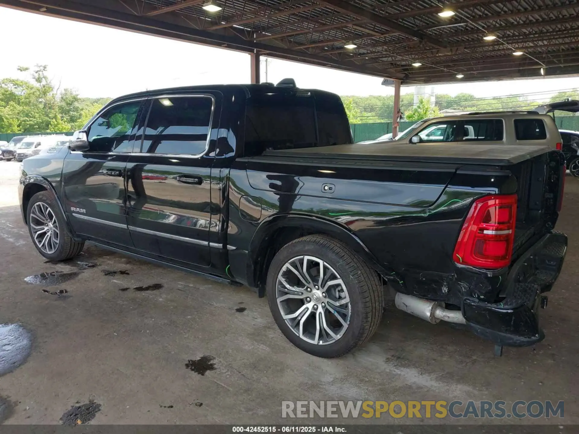 3 Photograph of a damaged car 1C6SRFKP7SN681511 RAM 1500 2025