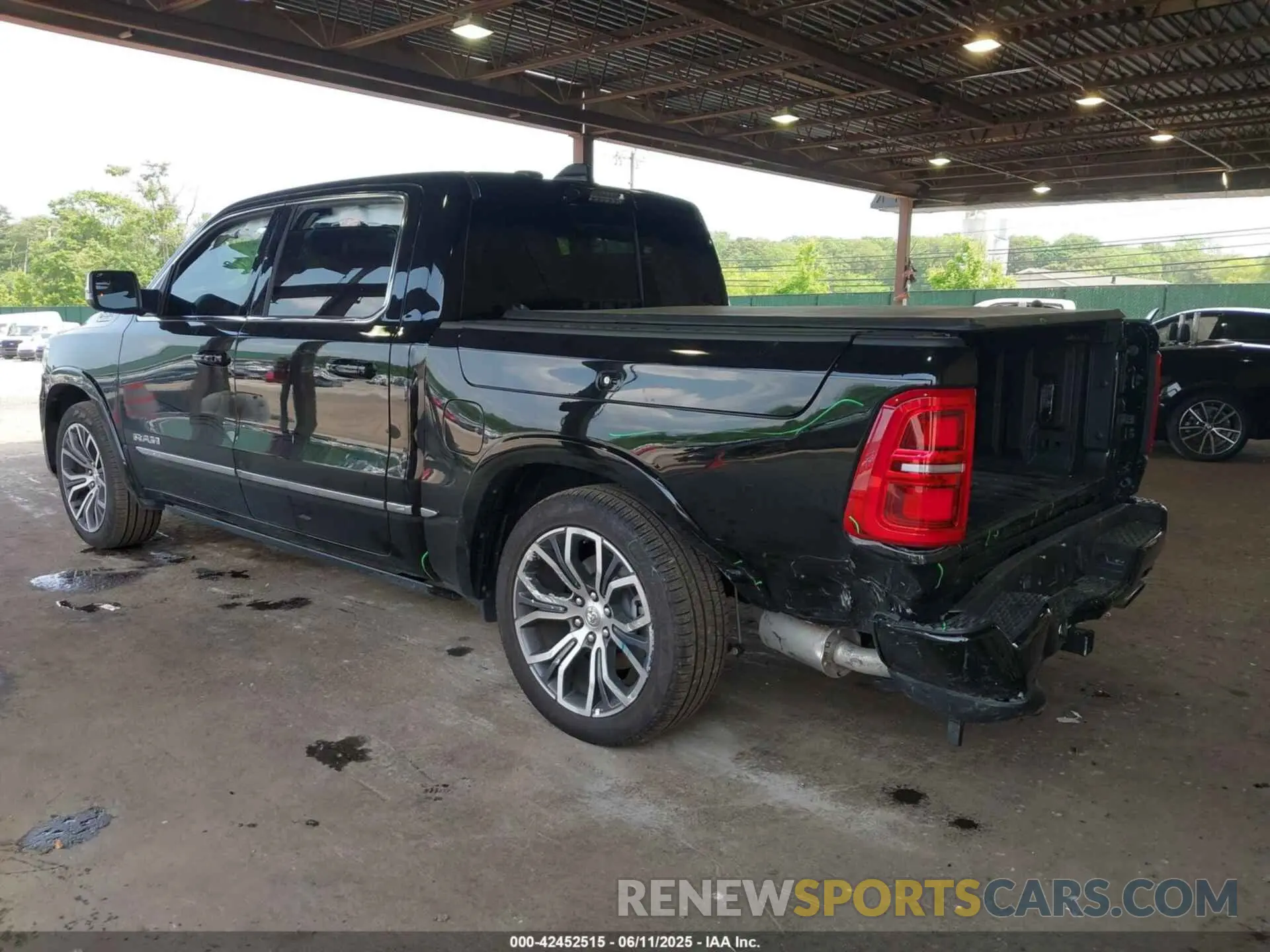 6 Photograph of a damaged car 1C6SRFKP7SN681511 RAM 1500 2025