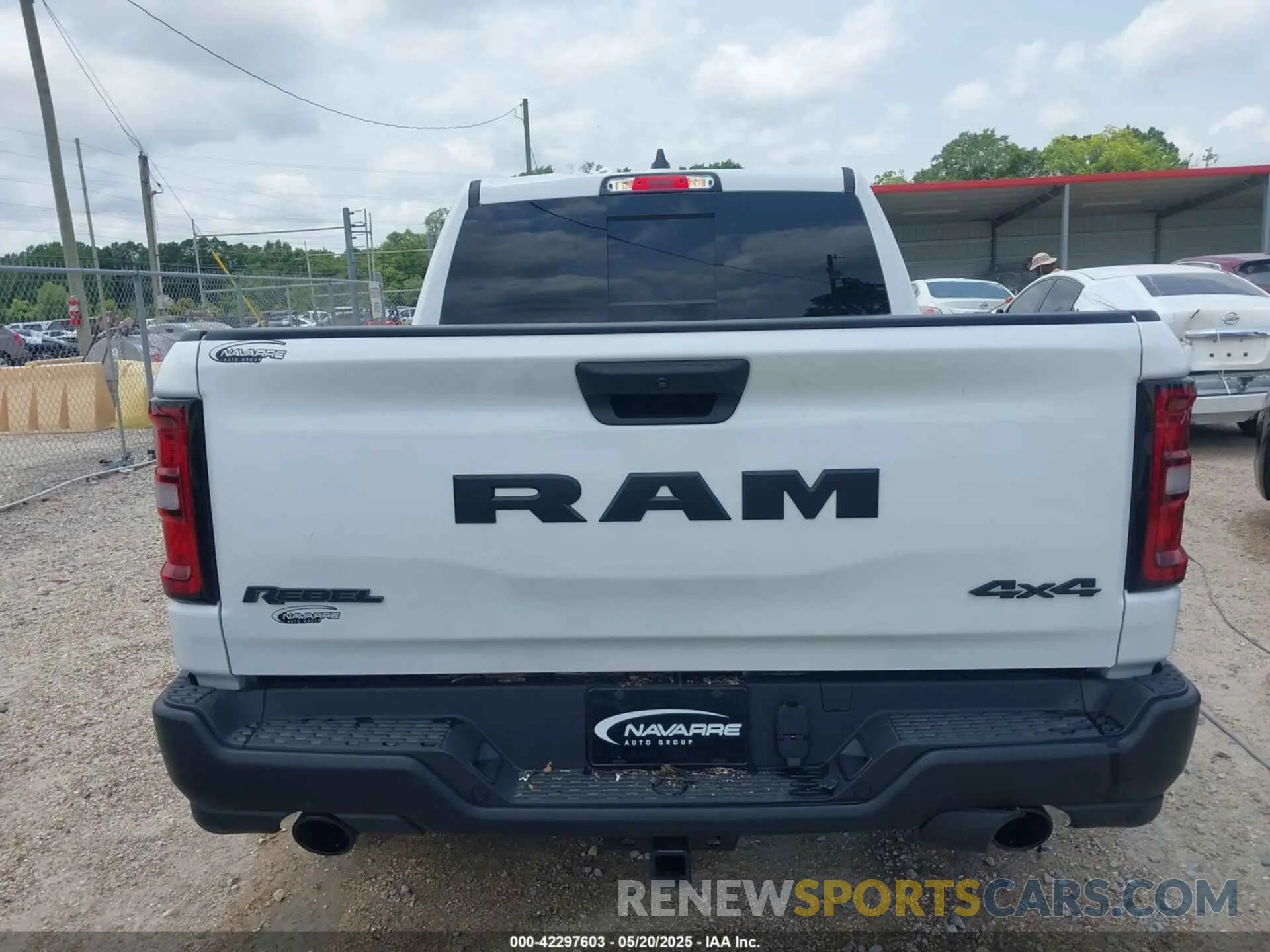 17 Photograph of a damaged car 1C6SRFLP9SN639467 RAM 1500 2025