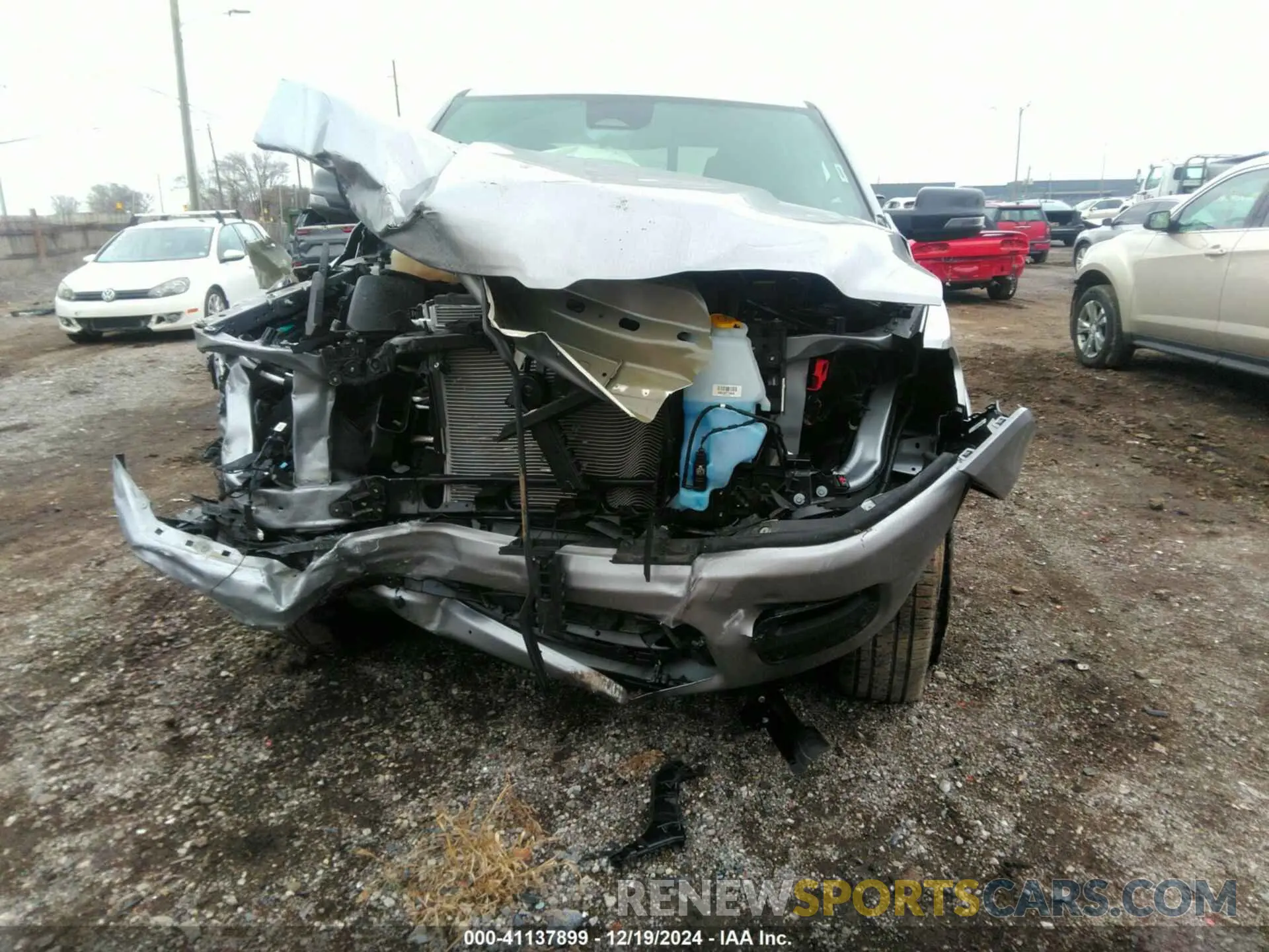 12 Photograph of a damaged car 1C6SRFMP0SN519412 RAM 1500 2025