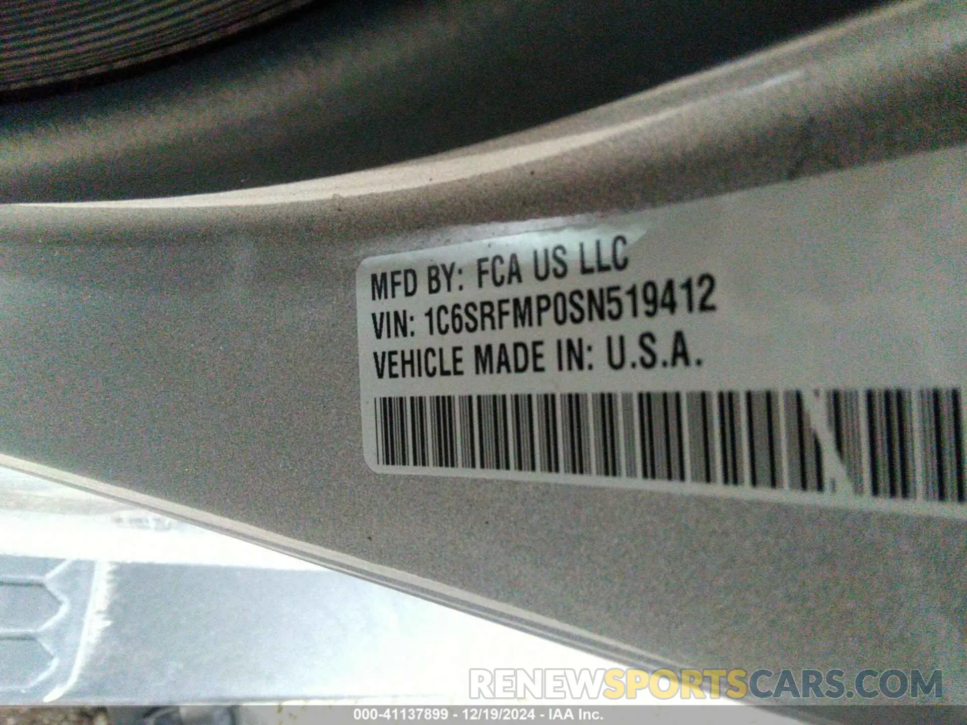 9 Photograph of a damaged car 1C6SRFMP0SN519412 RAM 1500 2025
