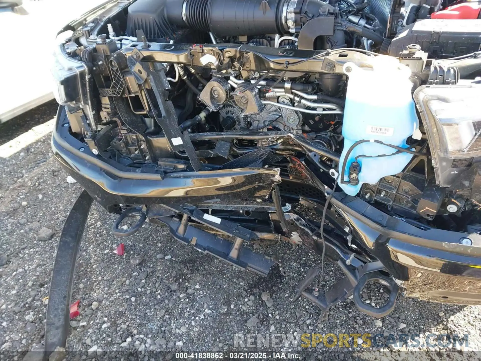 6 Photograph of a damaged car 1C6SRFMP2SN658960 RAM 1500 2025