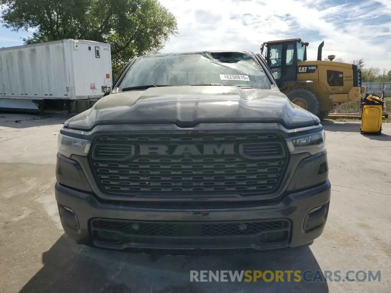 5 Photograph of a damaged car 1C6SRFMPXSN583439 RAM 1500 2025