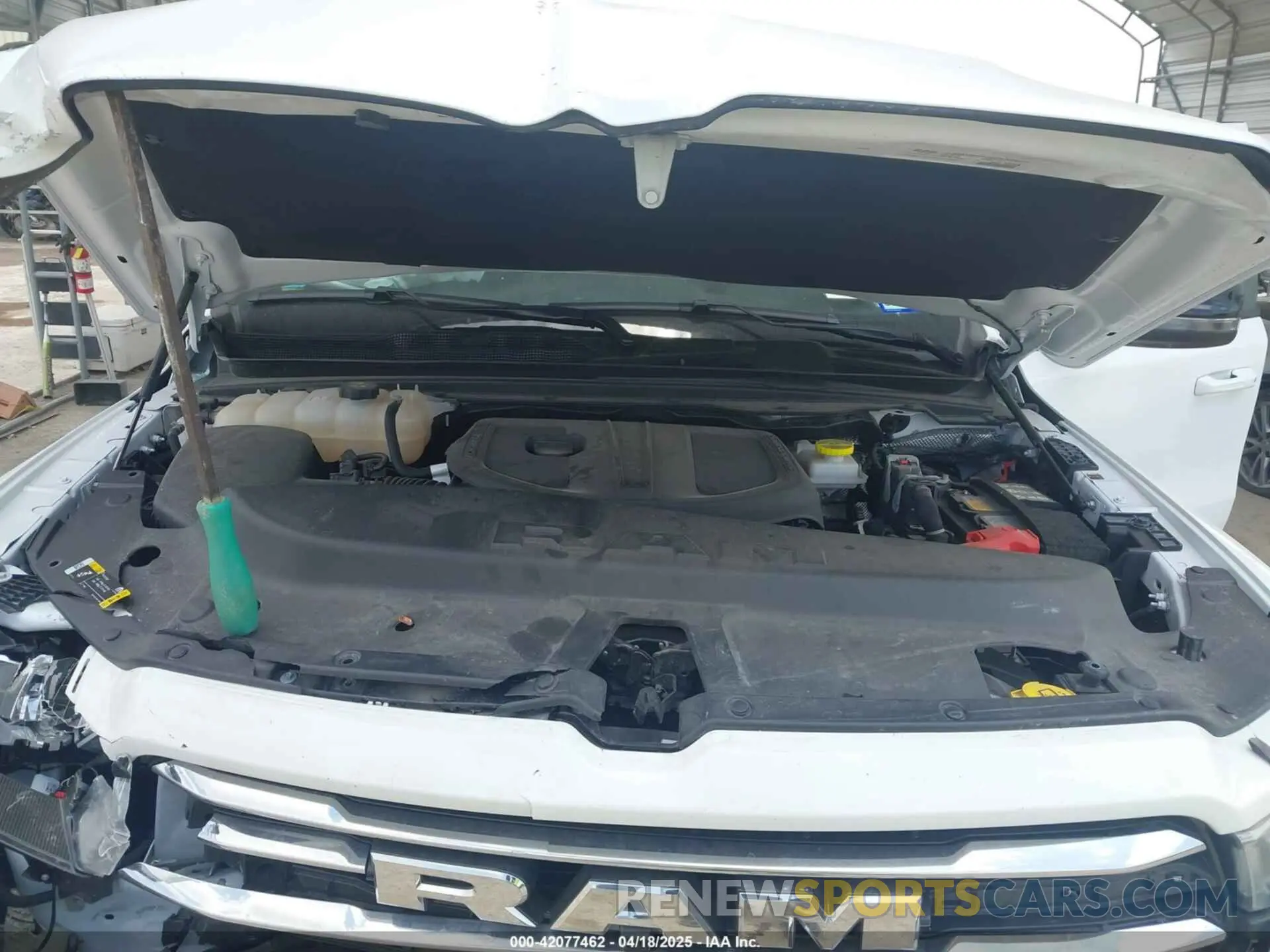 10 Photograph of a damaged car 1C6SRFRP3SN538769 RAM 1500 2025